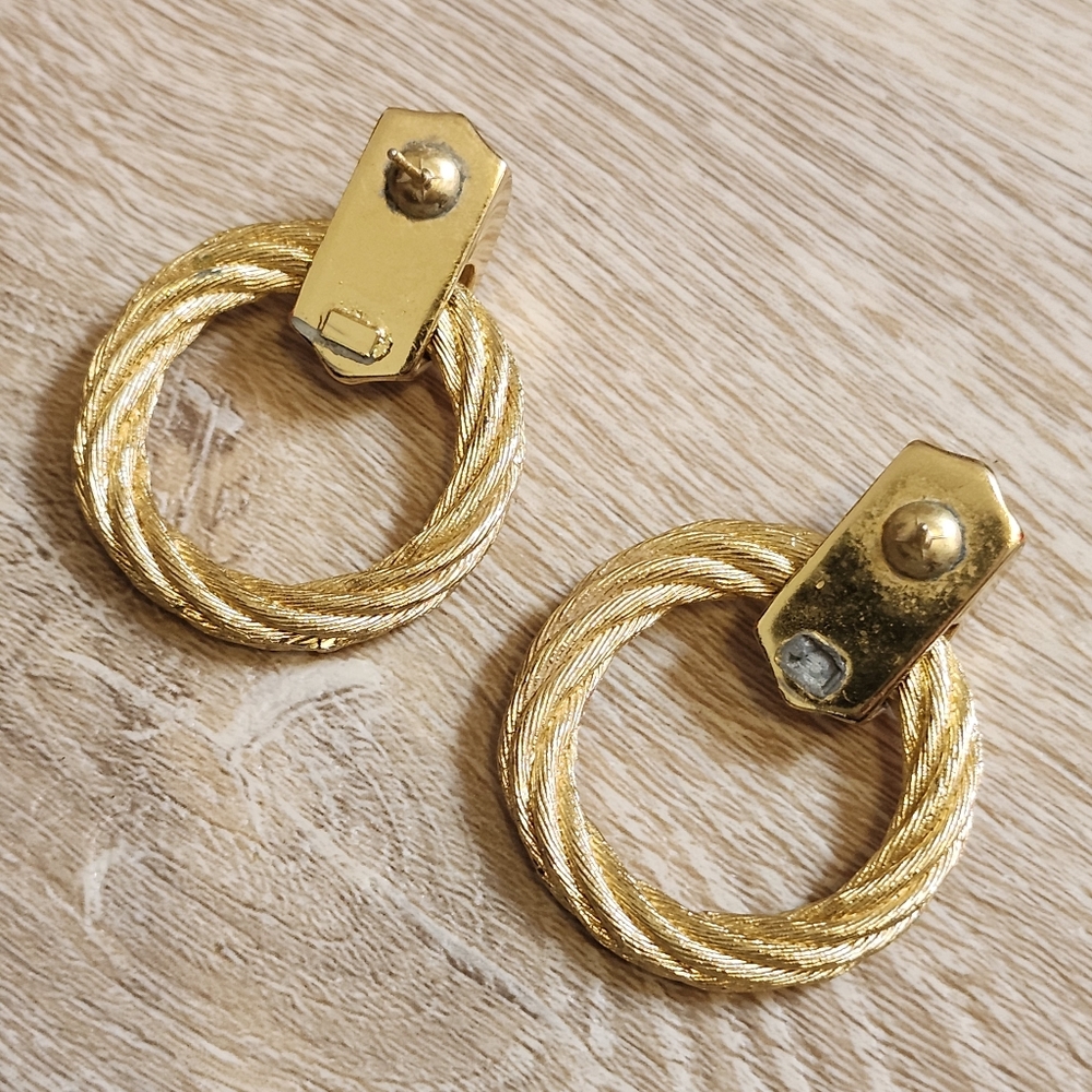 Damaged/Fixed Christian Dior Pave’ Crystals Gold Tone Hoop Earrings. - Picture 2 of 7